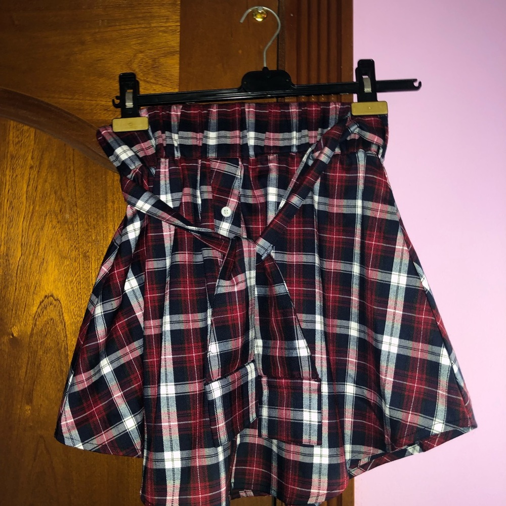 Haute & Rebellious Plaid Skirt – Size S
